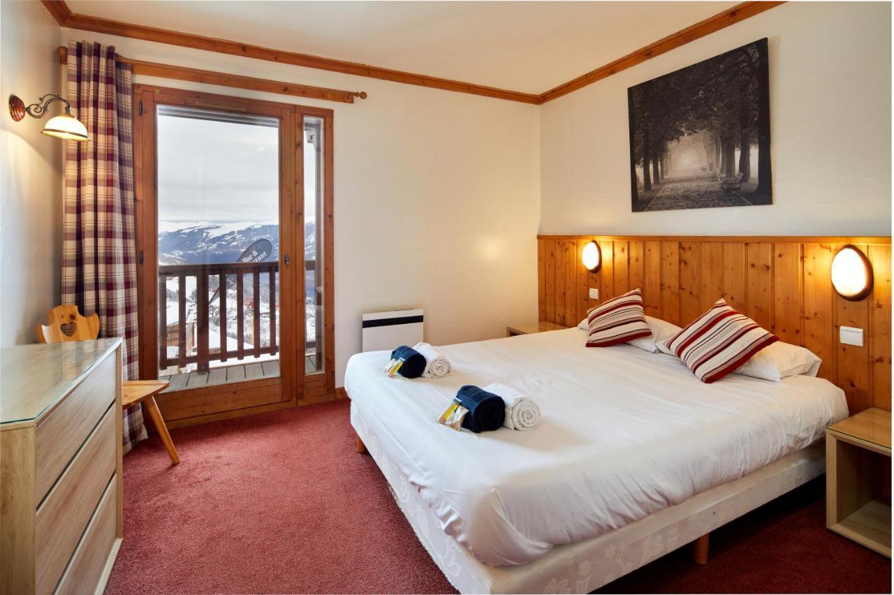 Hotel La Foret เปเซย์-น็องครัวซ์ ภายนอก รูปภาพ